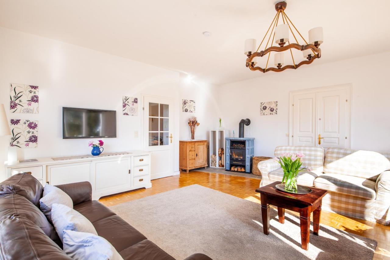 White Apartment *